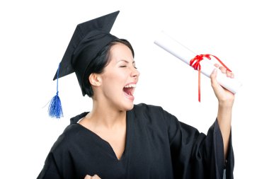 diploma ile mutlu öğrenci