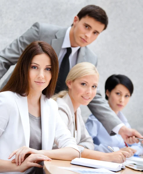 Gente de negocios trabajando — Foto de Stock