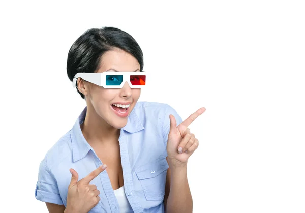 Meisje in 3d bril — Stockfoto