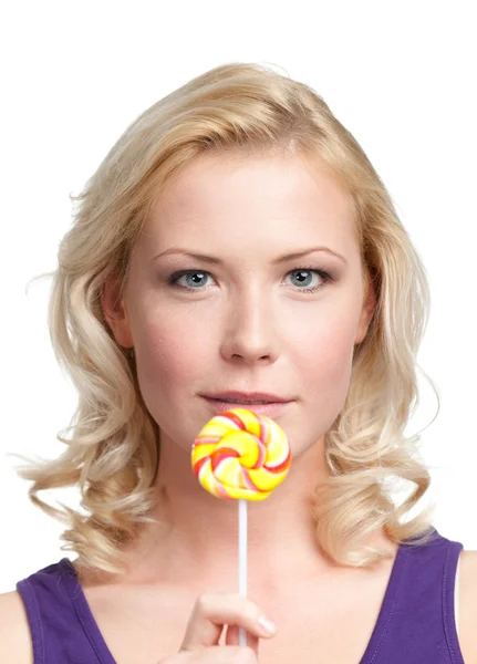 Junge Frau mit Lollypop — Stockfoto