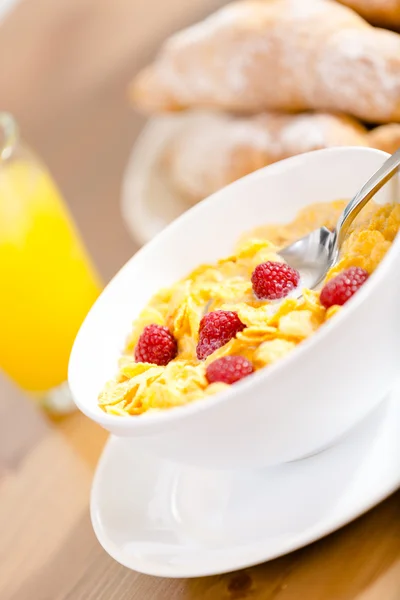 Close up of healthy breakfast with cereals — Stock Photo, Image