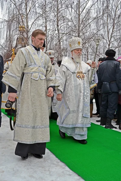 Kyjev - jan 19: zjevení (kreshchenya) ráno v Kyjevě. — Stock fotografie
