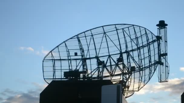 Military radar station, modern mobile satellite antenna. — Stock Video