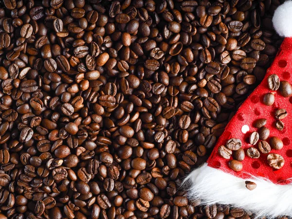 Noel Baba şapkası kırmızı. Tahıllı kahve.