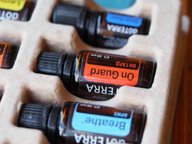 Belarus, Minsk, 2021. Terapi derecesi. Sağlık dersinde gerekli yağlar.