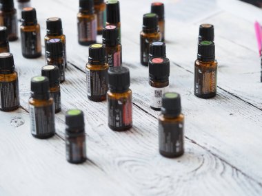 Belarus, Minsk, 2021. Terapi derecesi. Sağlık dersinde gerekli yağlar.