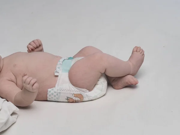 Belarus Minsk 2021 Brand Diapers Worn Baby Lying Crib — Stock Photo, Image