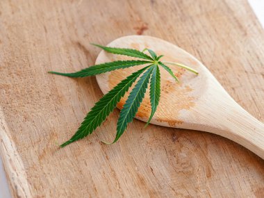 kenevir yaprağı ve tahıl