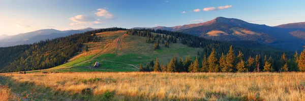 Panorama of mountain scenery — Stock Photo, Image