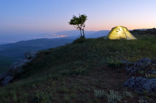 Camping buiten — Stockfoto