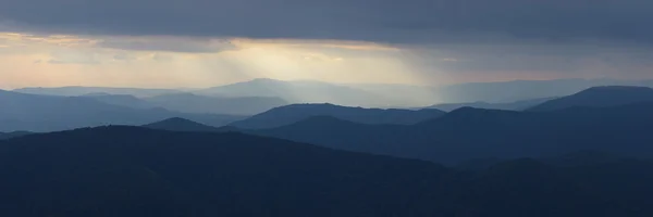 Panorama över bergen — Stockfoto