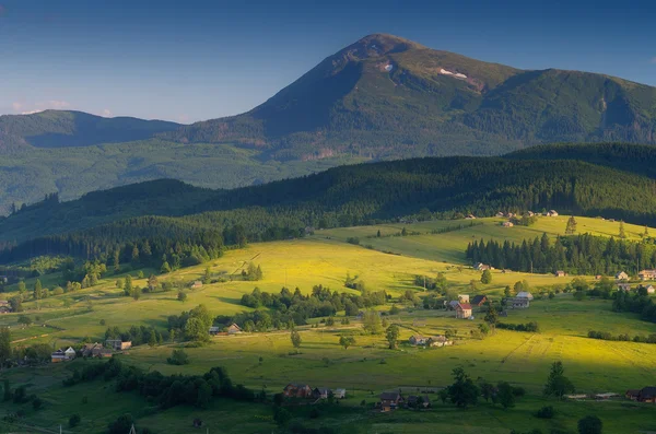 Mountain village — Stock Photo, Image