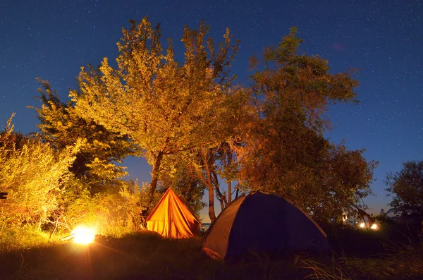 Gece kamp — Stok fotoğraf