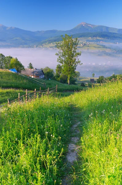 Trail in the mountain village — Stock Photo, Image