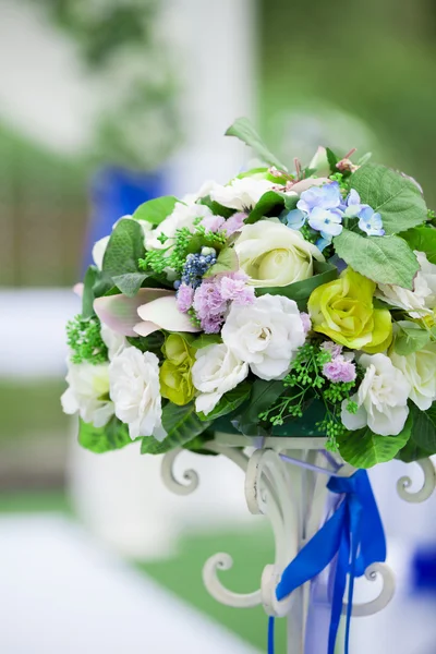 Прекрасный свадебный цветок — стоковое фото