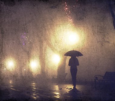şemsiye, gece sokakta tek kız. gürültü ile fotoğraf.