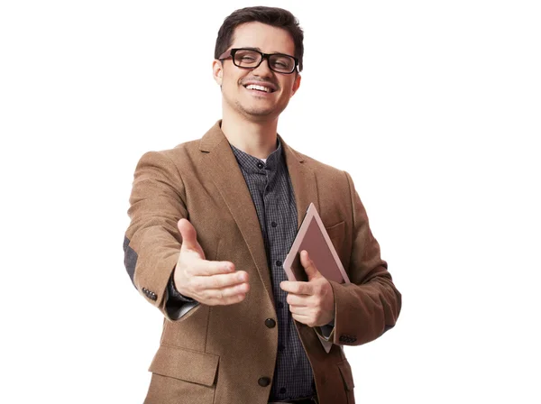 Портрет улыбающегося человека с планшетным компьютером — стоковое фото