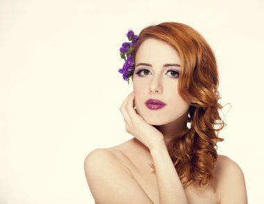 çiçek, izole olan Kızıl saçlı kız.