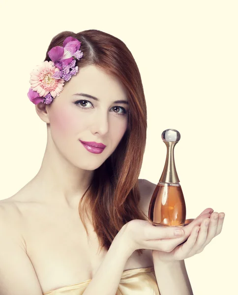 Mujer con perfume —  Fotos de Stock