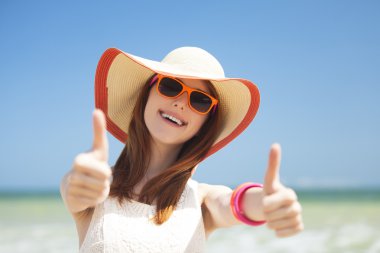 beack bahar zaman Kızıl saçlı kız