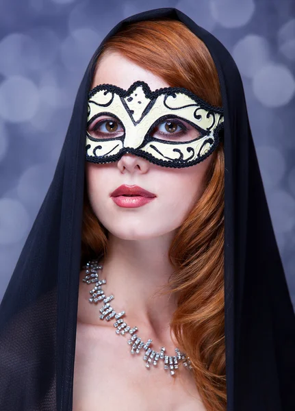 Fashion women with mask. — Stockfoto