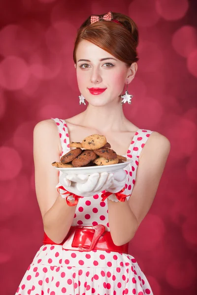 Krásná rusovláska ženy s coockie — Stock fotografie