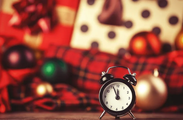 Vintage clock on christmas background. — Stock Photo, Image