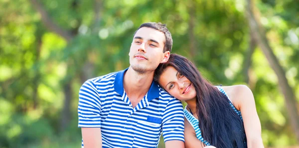 Young teen couple at outdoor — Stock Photo, Image