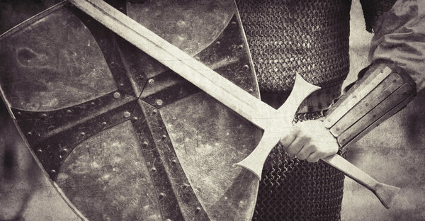 Рыцарь. Фото в винтажном стиле
