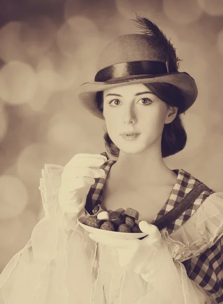 美丽的女人，用糖果. — 图库照片
