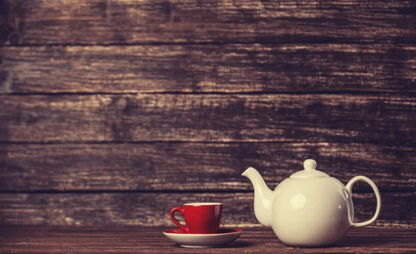 Teapot and cup of tea — Stock Photo, Image