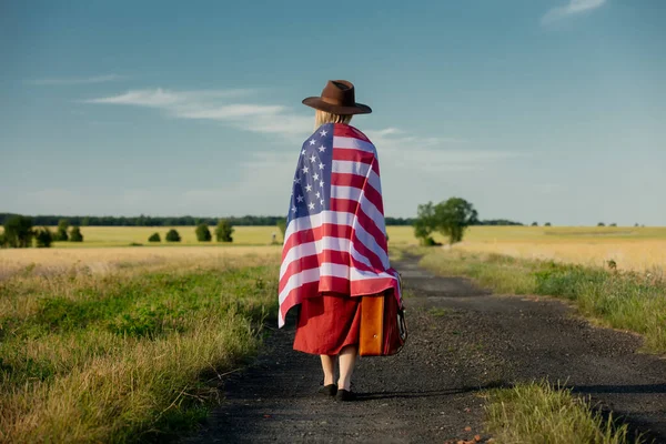 Girl Usa Flag Suitcase Country Road Sunset — Stock Photo, Image