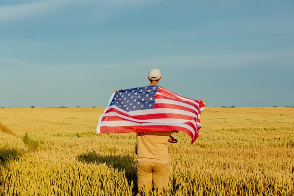 Father Son Usa Flag Wheat Field — Stock Photo, Image