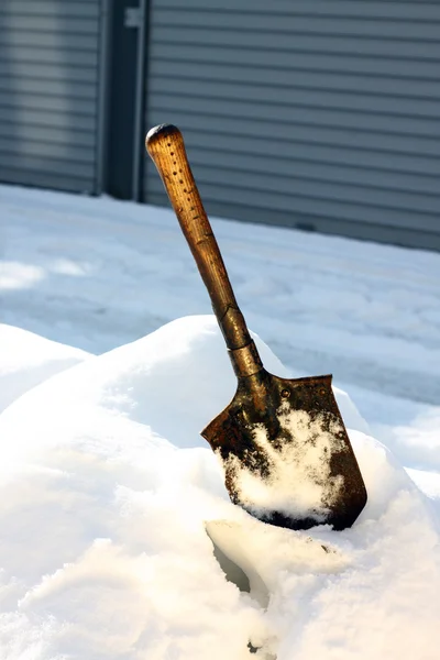 Łopata śnieżna — Zdjęcie stockowe