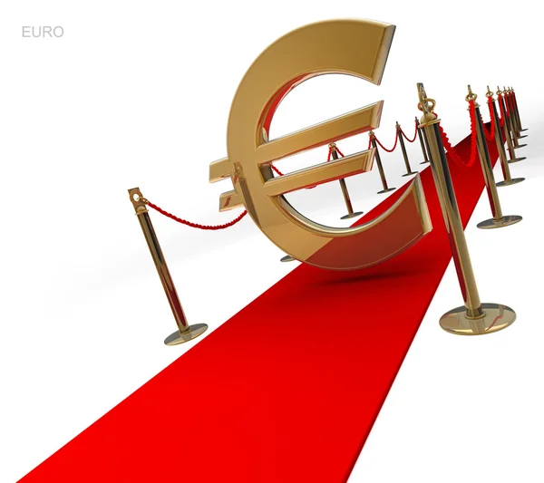 Symbole Euro sur un tapis rouge — Photo