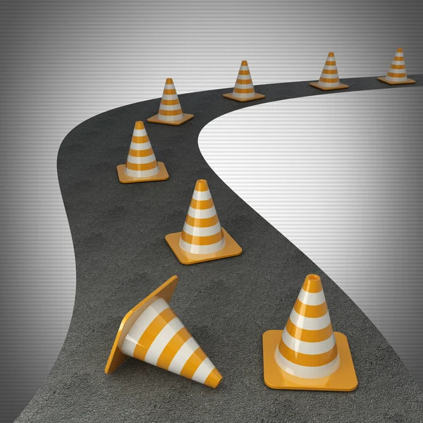 Oranje snelweg verkeer kegel met witte strepen op weg — Stockfoto