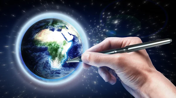 Kézzel ceruzarajz a világon. Koncepció — Stock Fotó