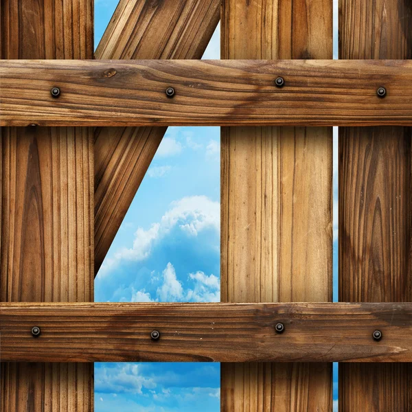 穴と木製のフェンス — ストック写真