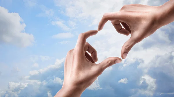 Male hands shows heart shape — Stock Photo, Image