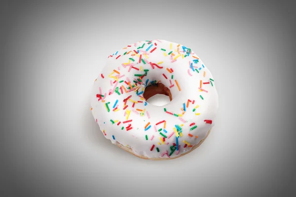 Donut mit Sahnehäubchen — Stockfoto