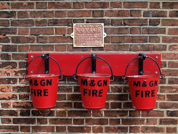 Cubos de fuego en la estación de Sheringham —  Fotos de Stock