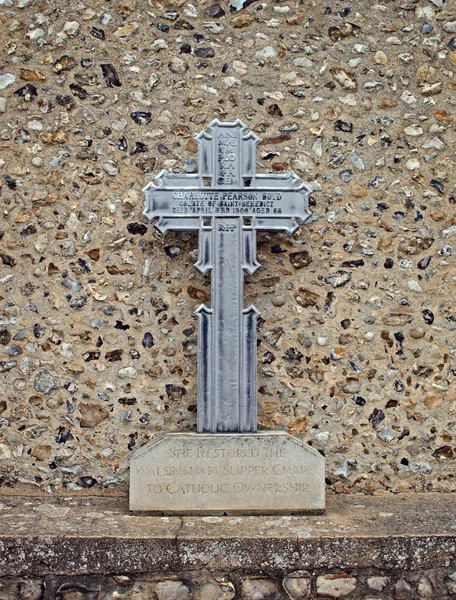 walsingham, birçok Türbeler kapalı.
