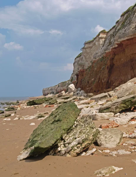 Słynny multi kolorowe skały w hunstanton — Zdjęcie stockowe