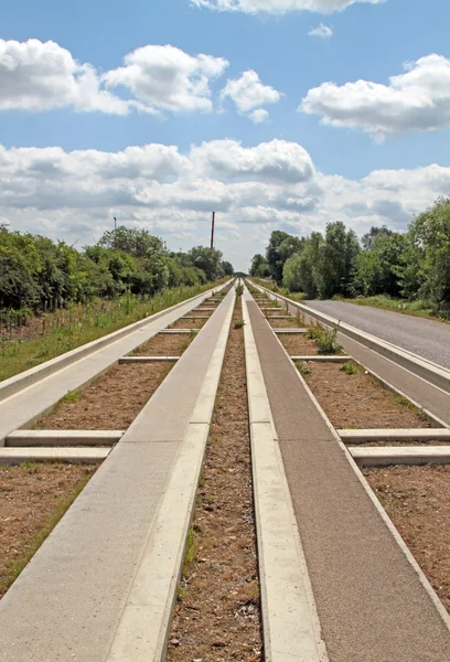 The Cambridgeshire guided bus way, — Stock Photo, Image