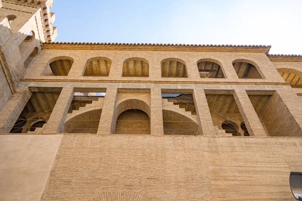 Schöne Große Historische Saragossa Spanien Einem Warmen Sonnigen Tag — Stockfoto