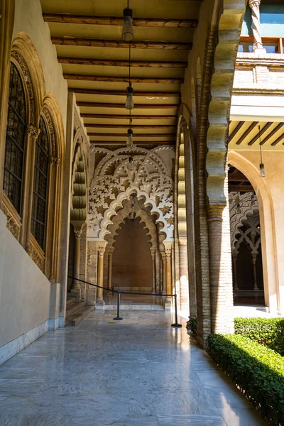 Gyönyörű Nagy Történelmi Saragossa Spanyolország Egy Meleg Napos Nap Belül — Stock Fotó