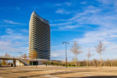 Zaragoza 'nın güzel şehir manzarası 2008 Dünya Fuarı' ndan modern mimariyle İspanya 'da