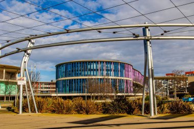 Zaragoza 'nın güzel şehir manzarası 2008 Dünya Fuarı' ndan modern mimariyle İspanya 'da