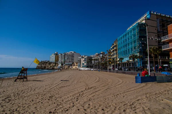 Benidorm Spanya Nın Güzel Manzarası Güneşli Bir Günde Deniz Kıyısında — Stok fotoğraf