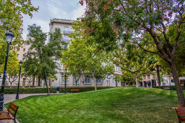 Beautiful Urban Green Park Summer Day Saragossa Spain Europe — Foto de Stock